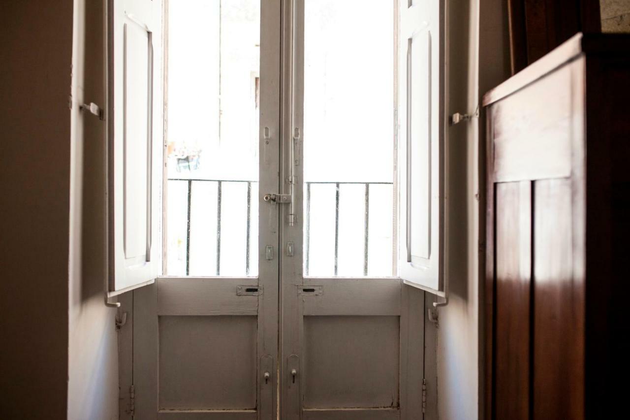 Explore The Historic City On Foot From An Old Town House Lecce Luaran gambar